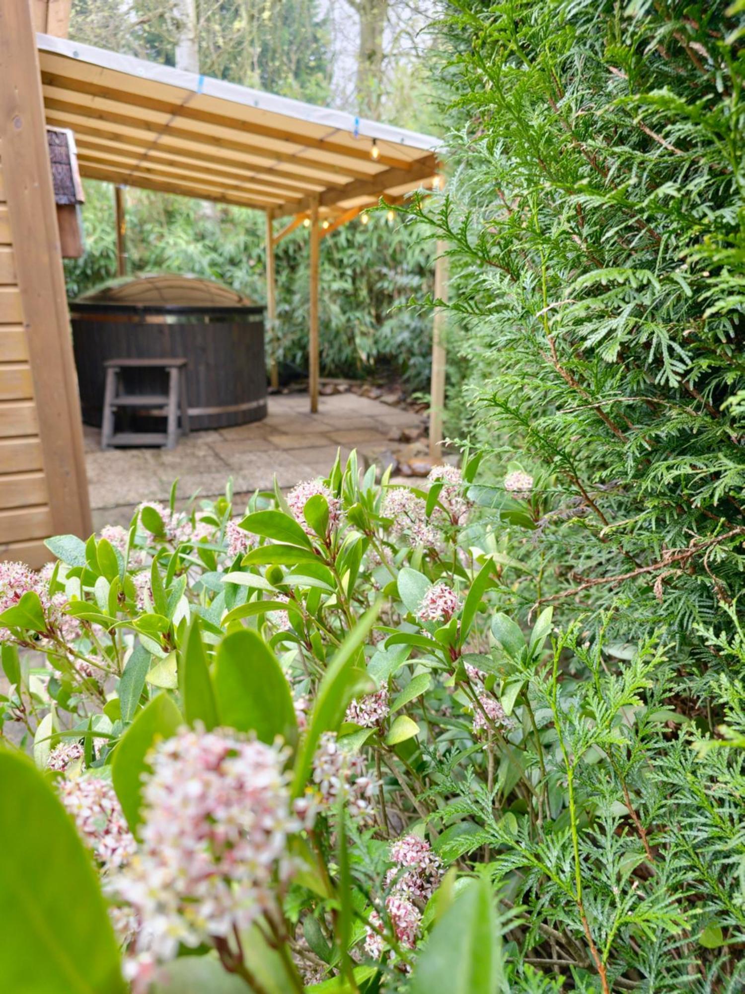 Campsite Cozychalet Met Prive Hot Tub Lanaken